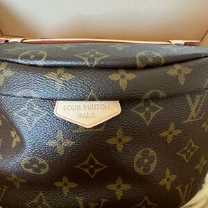 Original Louis Vuitton monogram Bumbag